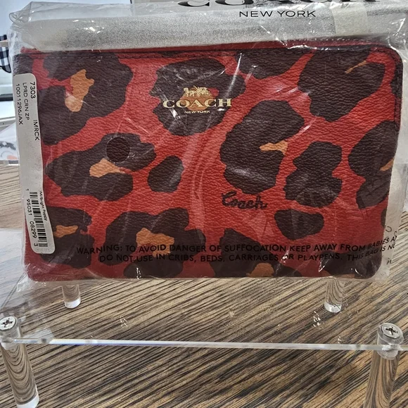 Coach Red and Brown Leopard Print  Corner Zip - Picture 2 of 3